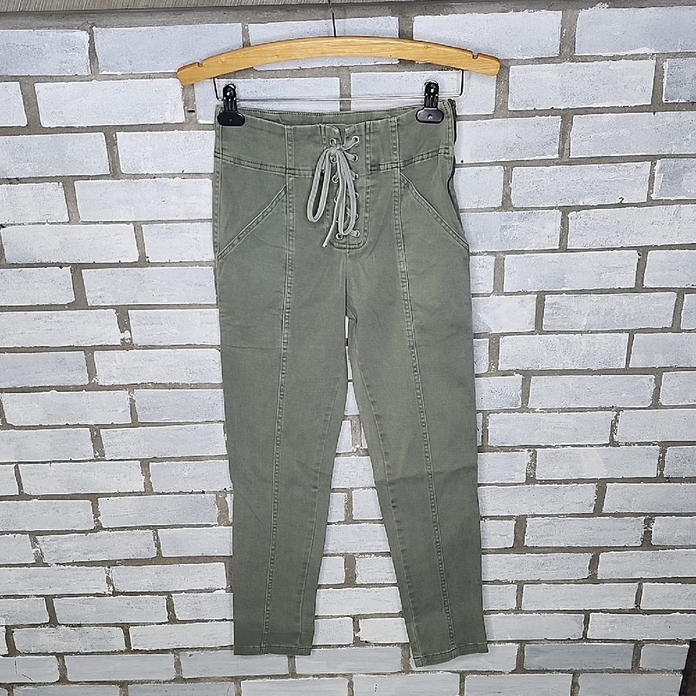• Mustard Seed Junior's Skinny Leg Pants Size Small Green Side Zipper, Pockets